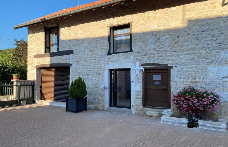 Maison Neuve Tout Confort, Deux Chambres Saint-Martin-du-Mont Buitenkant foto